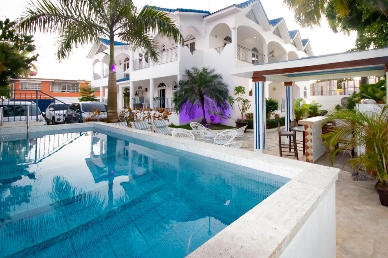 Hotel Villa Capri Бока-Чика Экстерьер фото