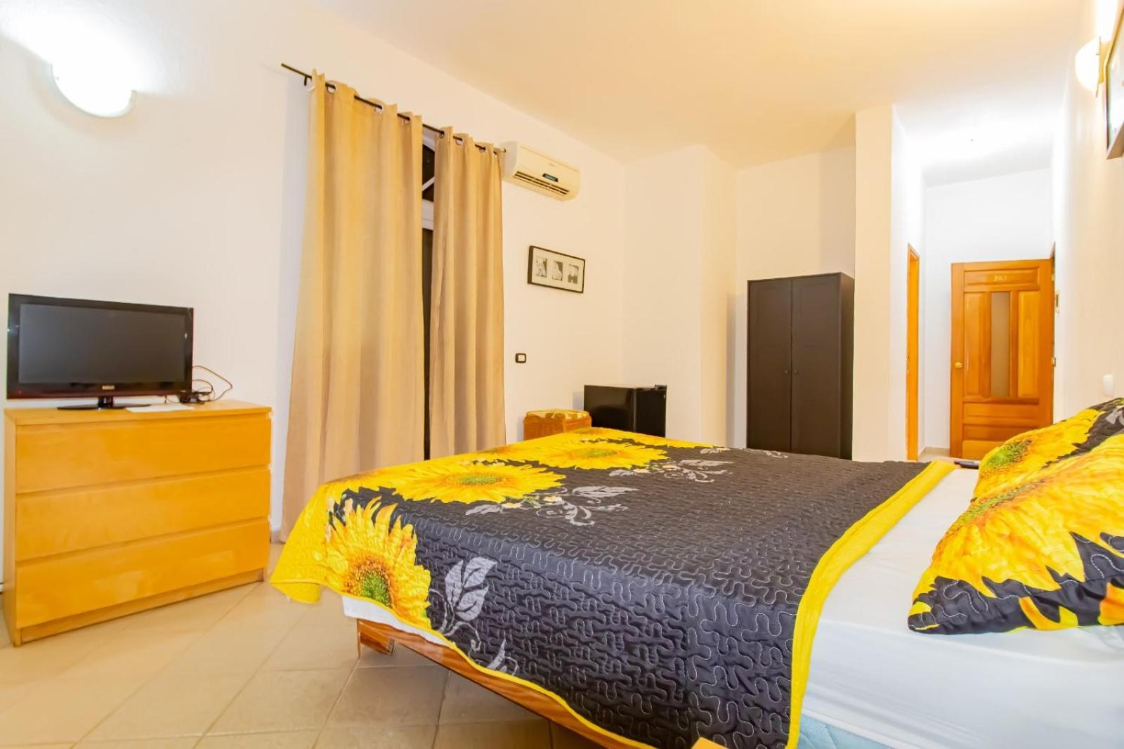 Hotel Villa Capri Бока-Чика Экстерьер фото